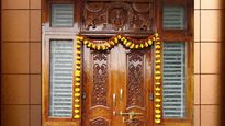 vastu tips: వాస్తు ప్రకారం ఇంటి మెయిన్ డోర్ ముందు ఈ 3 చెట్లు ఉండకుండా చూసుకోండి!