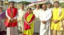 తిరుమల శ్రీవారిని దర్శించుకున్న నారా భువనేశ్వరి !!