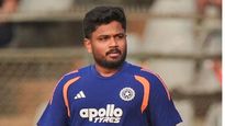 సంజు శాంసన్ ను కనీసం మిడిలార్డర్ లోనైనా ఆడించండి: దూబే ప్రమోషన్ అవసరమా
