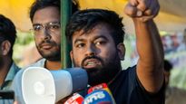 ఆమరణ నిరాహార దీక్షలో కాక్రోచ్ జనతా పార్టీ చీఫ్: SFI, AISF జాయిన్: హీటెక్కిన ఢిల్లీ 