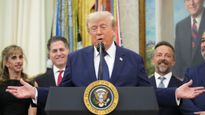 H-1B Visa పై బాంబు పేల్చిన డొనాల్డ్ ట్రంప్: కాగ్నిజెంట్ కు సమన్లు: రాడార్ లో భారత ఐటీ దిగ్గజాలు