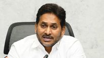 బిగ్ బాంబ్ వేసిన జగన్: తప్పించుకోవడం ఇక కష్టమే 