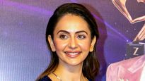 ఉలిక్కి పడ్డ ఫిల్మ్ ఇండస్ట్రీ.. !!