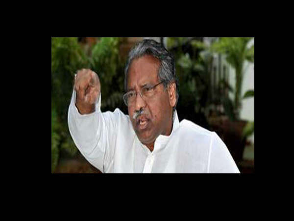  హార్డ్‌కోర్ 'సమైక్య' ఎంపిలు: 'చిరు' తోడు