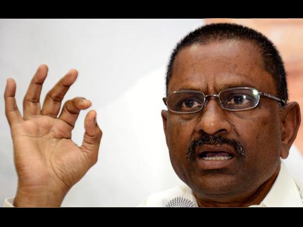 ఒక్కడినే: కిరణ్ మొండిగా వెళ్తున్నారా?