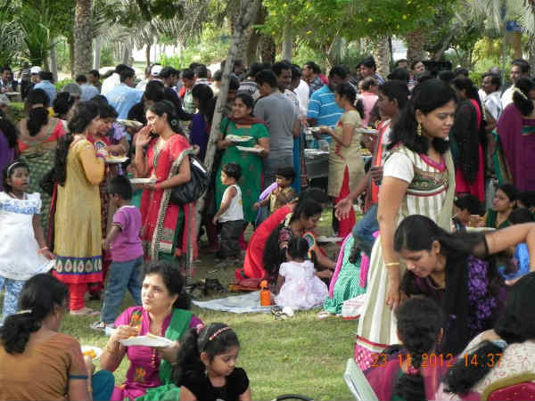  దుబాయ్‌లో వనభోజనాల సందడి 