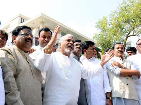 పొత్తు 'పై' ఎత్తు: తెలంగాణ, ఎవరితో ఎవరో?