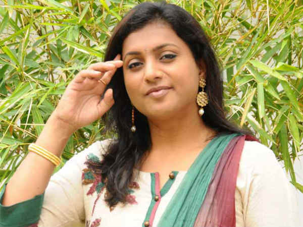 మోహన్‌‍బాబు ఫ్యామిలీకి జగన్ టిక్కెట్: ఓ హీరోకూ?