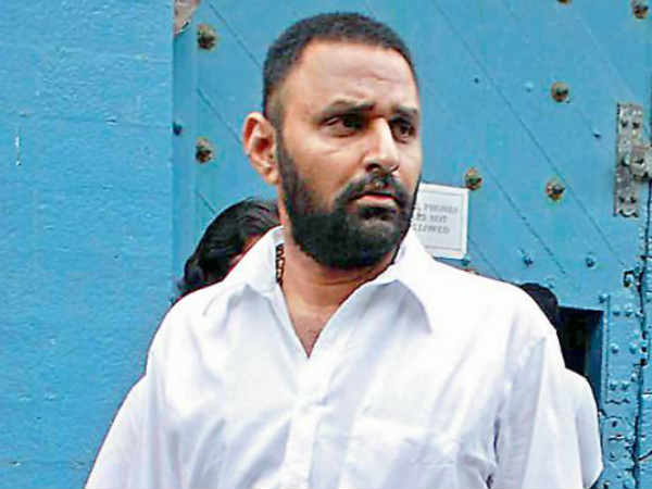  ఊరిస్తూనే..: 'జూ ఎన్టీఆర్'తోనే బయటకు బాలయ్య!