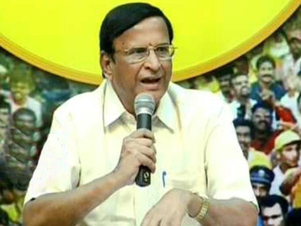 బాబు సేన: నోరు చేసుకోవడమే.. (పిక్చర్స్)