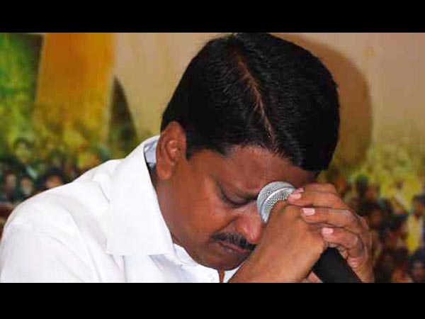 బాబు సేన: నోరు చేసుకోవడమే.. (పిక్చర్స్)