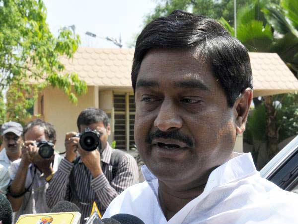 మనసులు విరిగినా..!: పదవిసలు