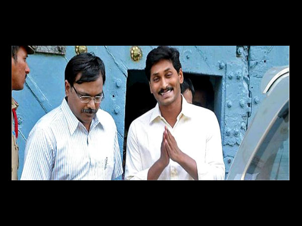 ఇయర్‌వ్యూ: జగన్ అరెస్ట్, ఎన్టీఆర్ ఫ్యామిలీ ఢీ