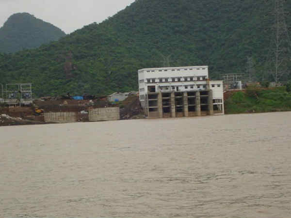 ఇయర్‌వ్యూ: జగన్ అరెస్ట్, ఎన్టీఆర్ ఫ్యామిలీ ఢీ