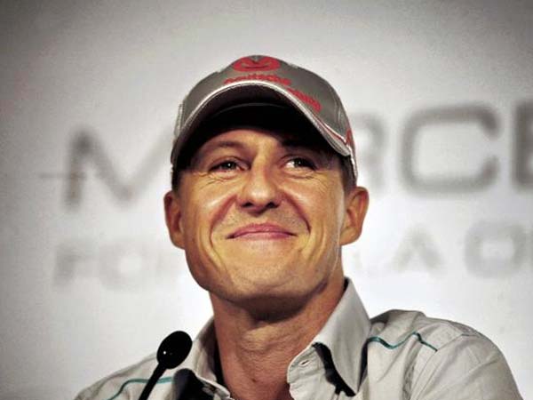 ఇయర్ వ్యూ: ప్రపంచంలో పదనిసలు 