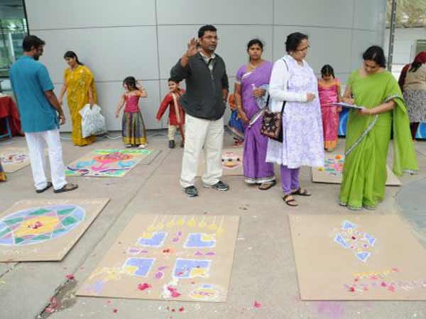 దుబాయ్‌లో సంక్రాంతి వేడుకలు (ఫొటోలు)