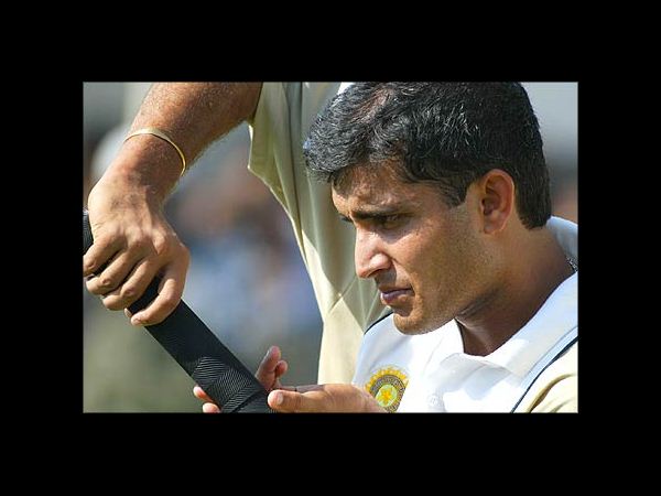 చిత్రాలు: వివాదాల సుడిగుండంలో ఇలా..