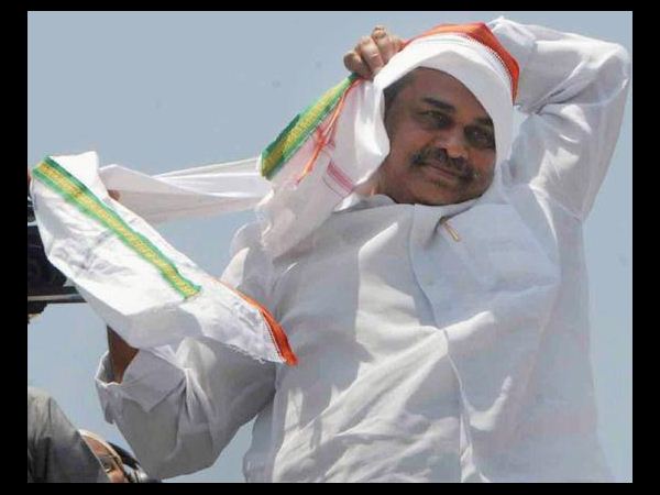 ఫొటోలు: తెలంగాణపై ఆ ముగ్గురు సిఎంలు