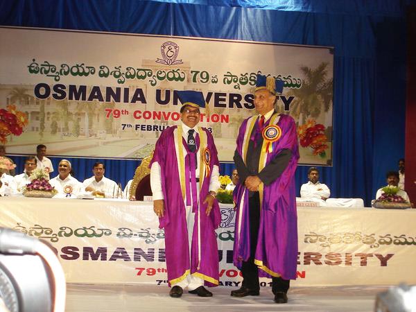 ఫొటోలు: చాన్సలర్ లేకుండా ఓయు స్నాతకోత్సవం