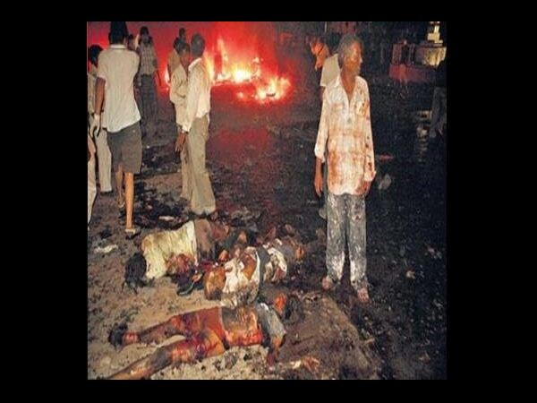 పేలుళ్ల ఫొటోలు: రక్తసిక్తం, హాహాకారాలు