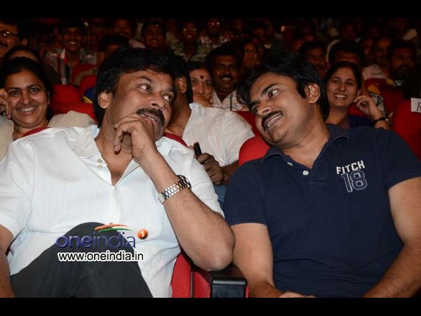 ఫొటోలు: పవన్ కళ్యాణ్‌‌ను బొత్స లాక్కొస్తారా?
