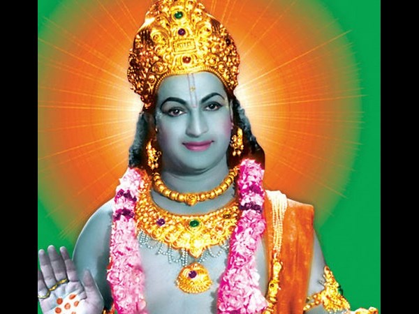 పురంధేశ్వరి మాటే: జగన్‌కు హరి సిగ్నల్(పిక్చర్స్)
