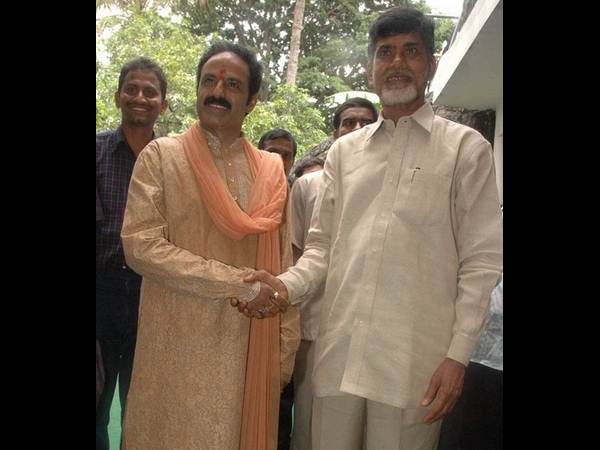 సినీ గ్లామర్‌కు నీళ్లొదిలేస్తున్న బాబు!(పిక్చర్స్)