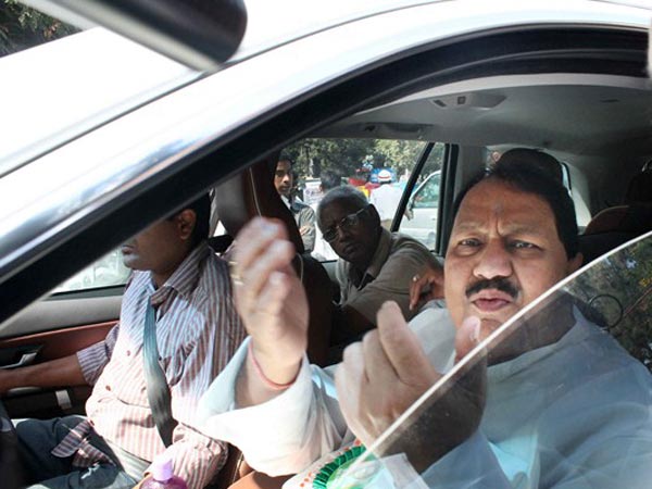  సబిత 'హోం'పై కన్నేసిన మంత్రులు వీరే (పిక్చర్స్)