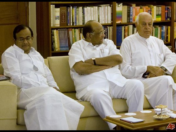  పీఠంపై ఆశలు: చిట్టా పెద్దదే(పిక్చర్స్)