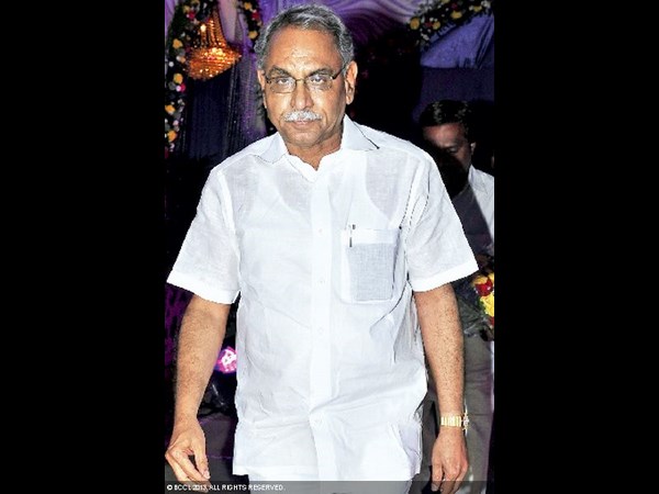 ఎసరు: జయప్రద రాకడ.., కెవిపి పోకడ!(పిక్చర్స్)