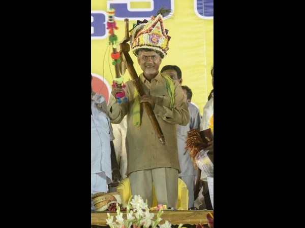 ఫొటోలు: వియ్యంకులు టిడిపిని గట్టెక్కిస్తారా?