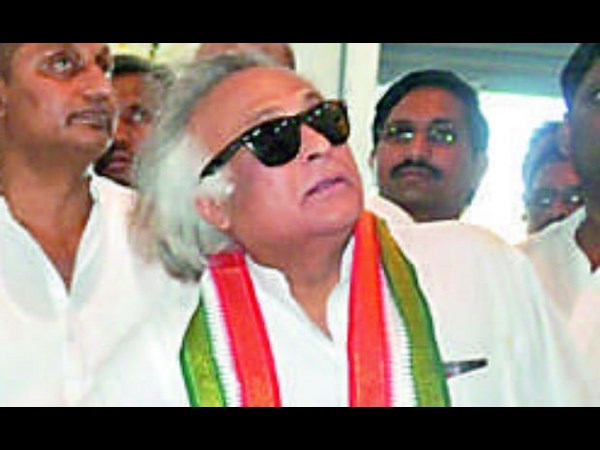 పబ్‌ల్లో స్త్రీలకు ఆంక్షలా: రేప్‌లకు తాగుడే.. (పిక్చర్స్) 