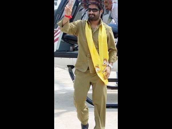 తొడగొట్టి సవాల్: ఎన్టీఆర్ దాగుడుమూతలు(పిక్చర్స్)