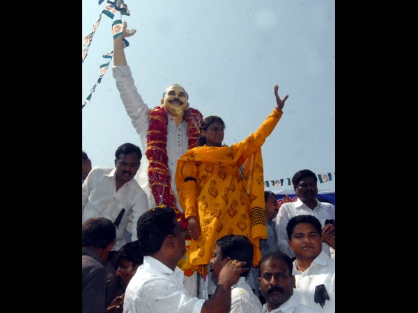 జగన్‌కు అవకాశం