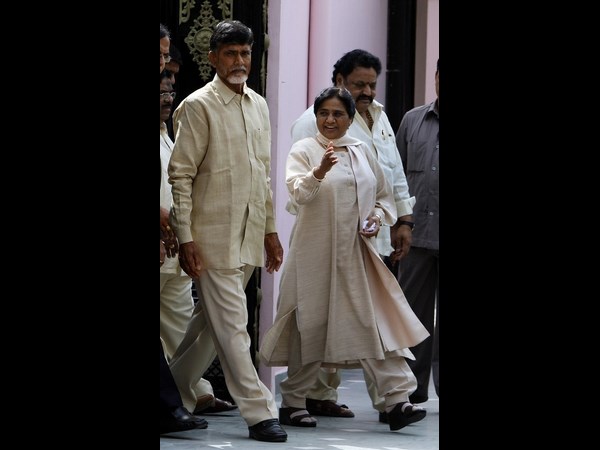 మూడుకు మూడినట్లేనా?