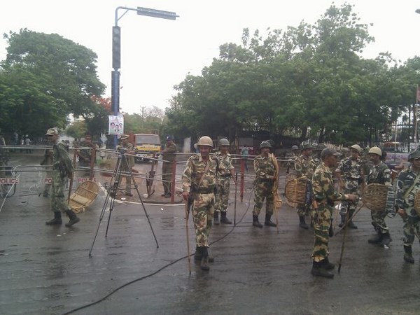 ఫొటోలు: చలో అసెంబ్లీ ఉద్రిక్తం