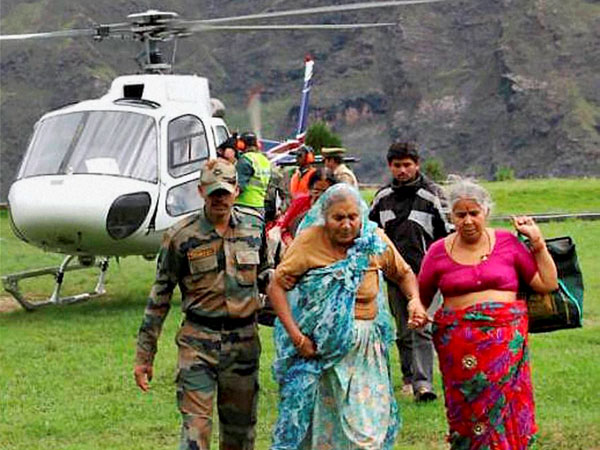 ఫొటోలు: బీభత్సం, వేలాది మంది మిస్