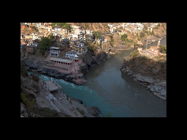 హాహాకారాలు: బాధ్యులెవరు, ఎందుకు?(పిక్చర్స్)