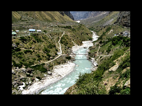 హాహాకారాలు: బాధ్యులెవరు, ఎందుకు?(పిక్చర్స్)