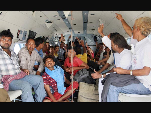 భద్రంగా తిరిగి వెళ్తూ..