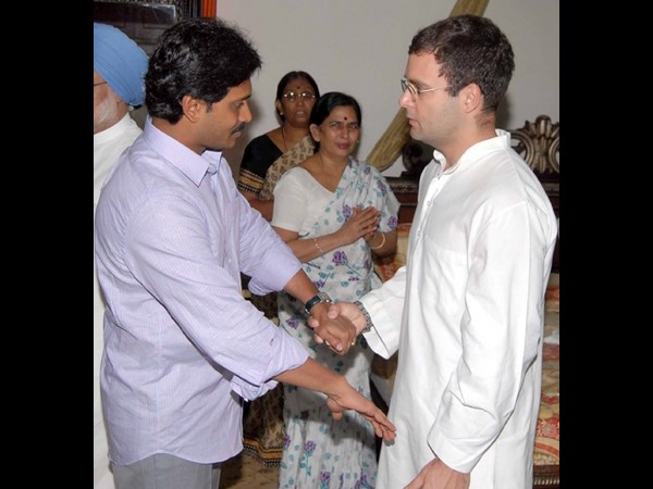 జగన్‌కు ఝలక్