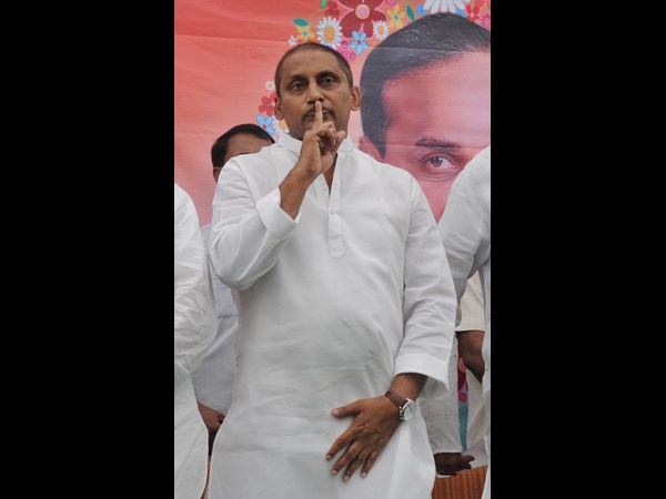 కిరణ్ హీరో