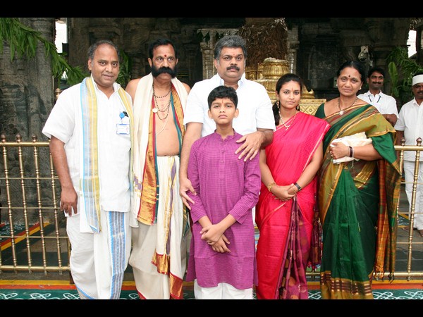 స్మైల్ ప్లీజ్!