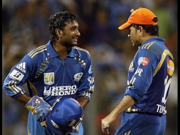 మాస్టర్‌తో రాయుడు