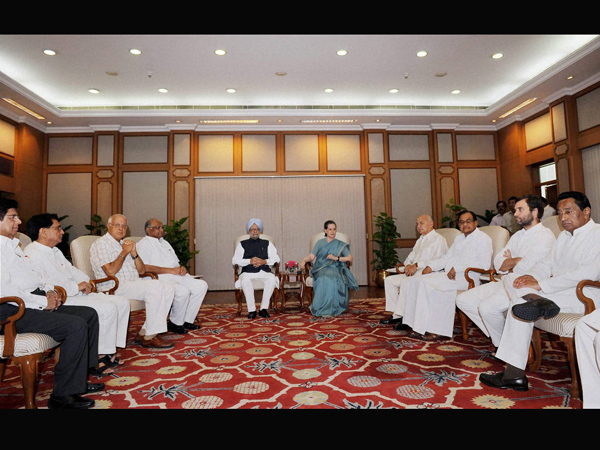 యుపిఎ సమావేశంలో రాహుల్ గాంధీ