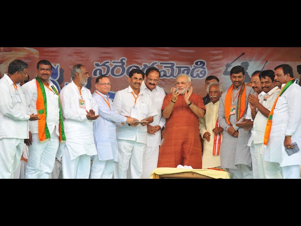 మోడీతో రాష్ట్ర నేతలు