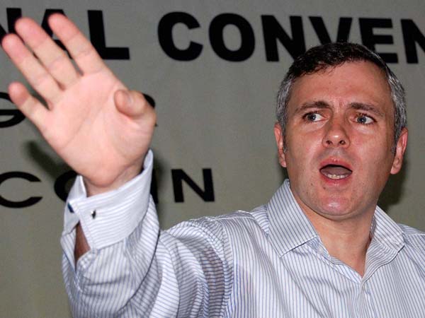 ఒత్తిడిలో ఒమర్ అబ్దుల్లా