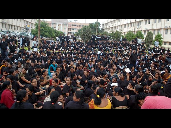 విభజన వద్దు