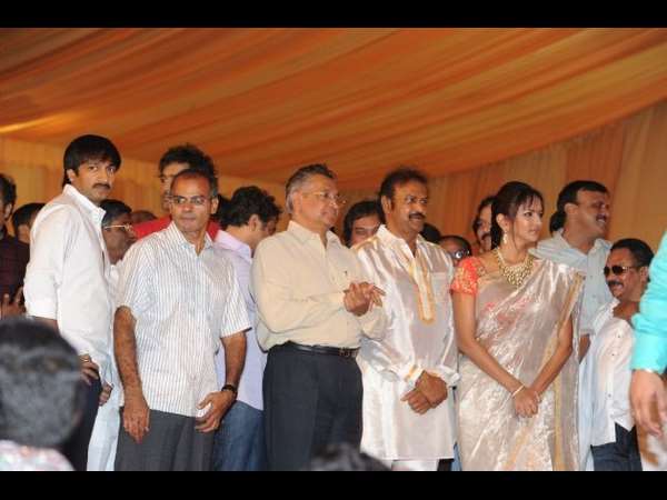 మంచు ఫ్యామిలీ, గోపీచంద్