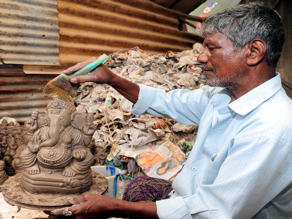 సింథటిక్ కలర్స్ ప్రమాదకరం సింథటిక్ కలర్స్ ప్రమాదకరం